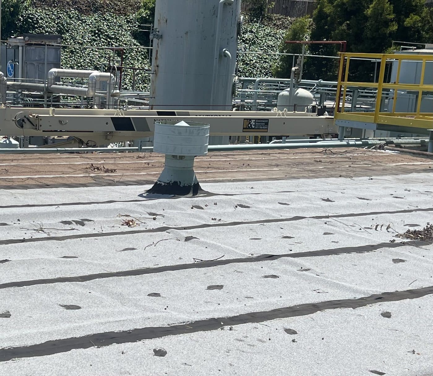 Commercial flat roof before torch down roofing work in Oxnard, California